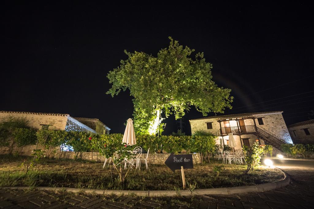 Semantron Traditional Village Diakopto Bagian luar foto